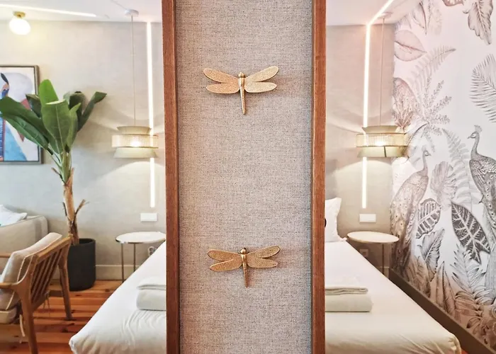 Chic & Trendy In Baixa Historic Center Лиссабон