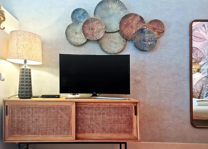 Апартаменты Chic & Trendy In Baixa Historic Center Лиссабон